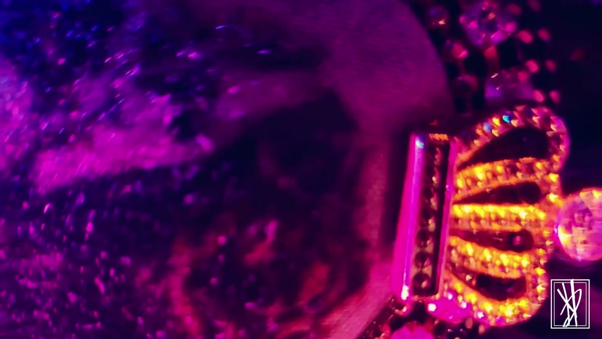 Jewels — still 4