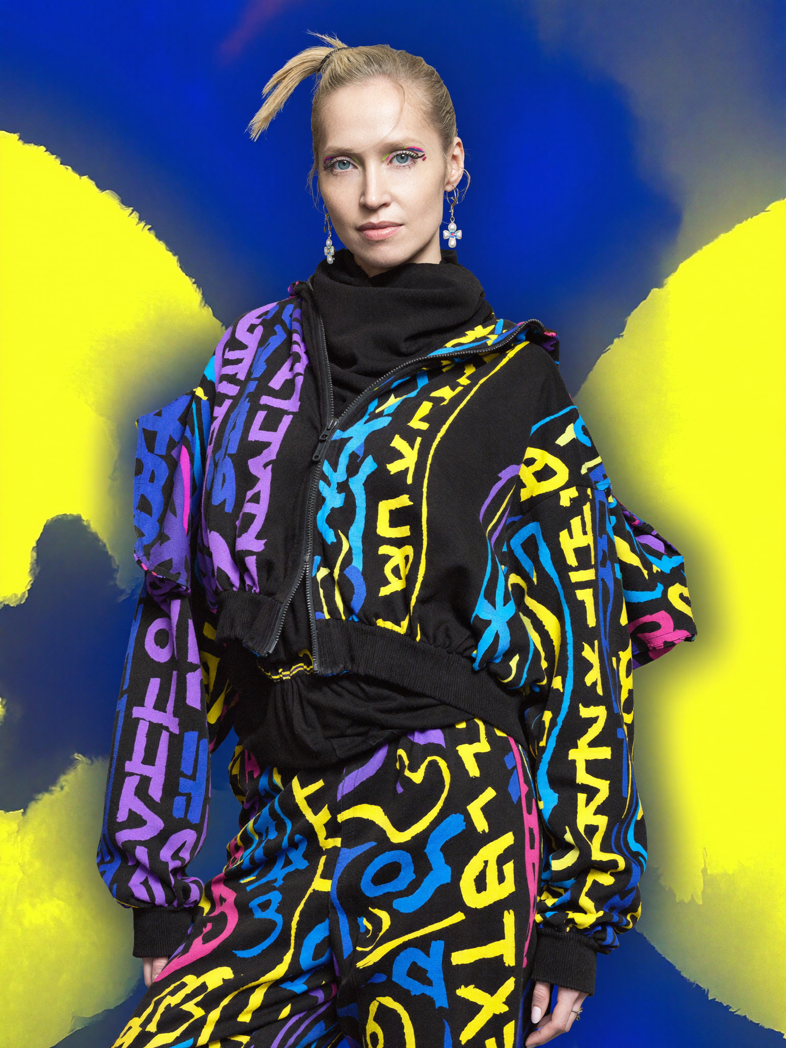 Digital Avant-Garde & Graphic Art 27